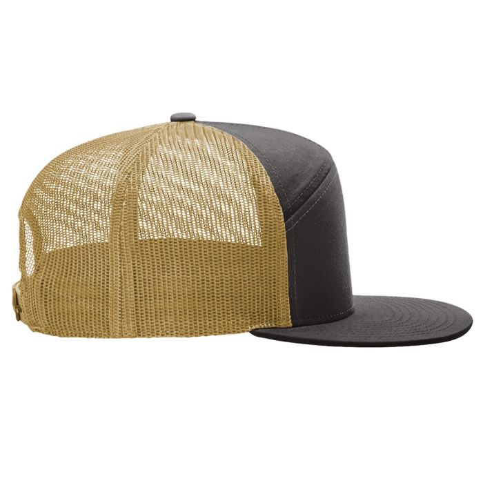 7 Panel Trucker